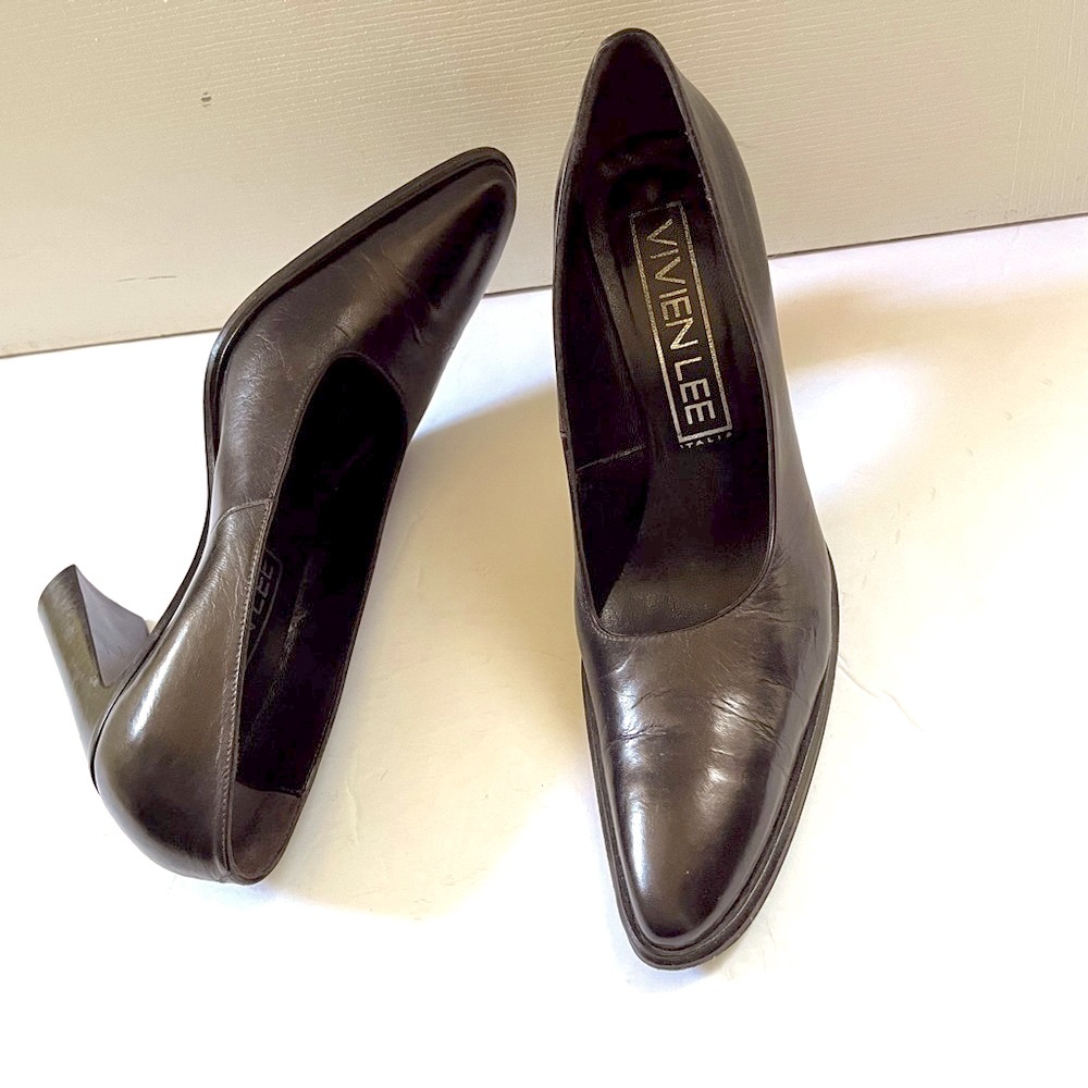Shiny metallic dark brown color Itallian real leather shoes block heels 40 US 10
